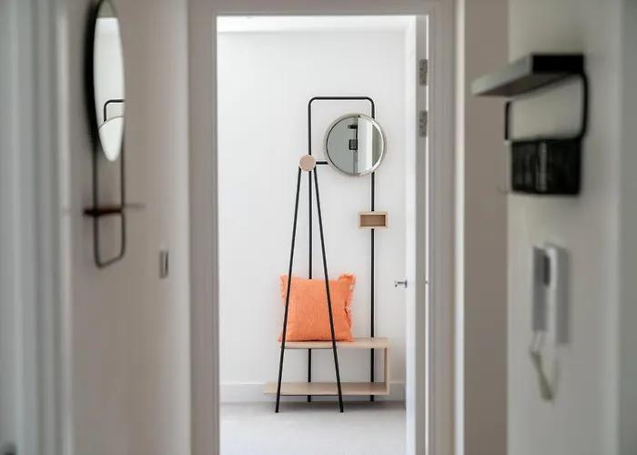 Stunning Flat Near Holland Park